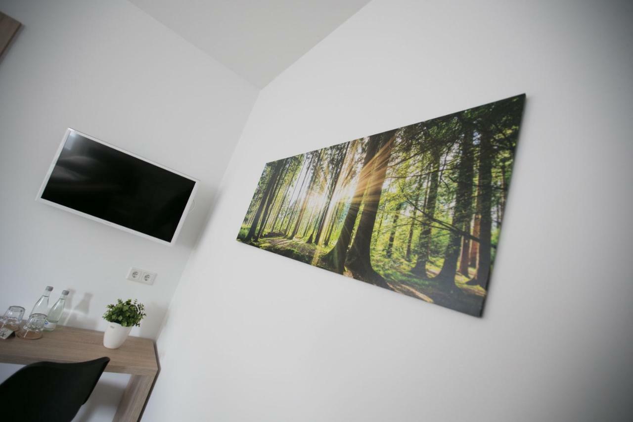 Zimmervermietung Reichert Lage  ภายนอก รูปภาพ